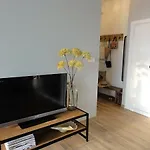 Benny\'S Beach House 1